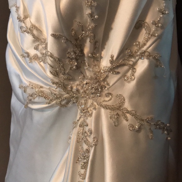 Alfred Angelo NWT Wedding Dress - Picture 8 of 16